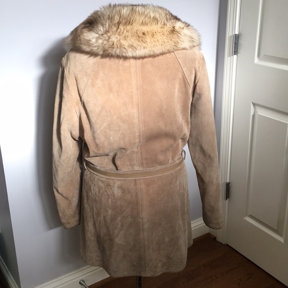 Vintage Coat - Picture 3 of 4